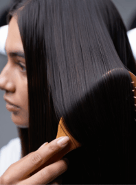 Jak długo trwa regeneracja włosów po uszkodzeniach chemicznych? {{brizy_dc_image_alt entityId=