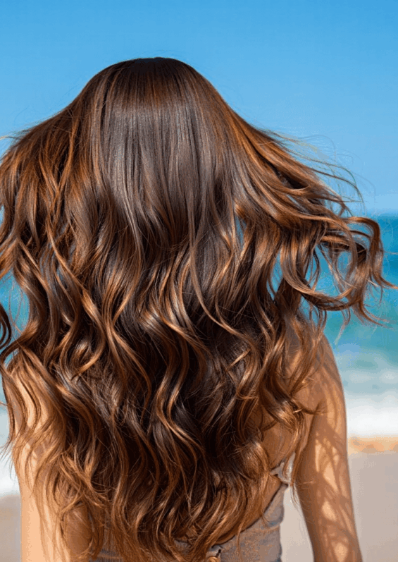 Jak radzić sobie z wypadaniem włosów po zabiegach chemicznych? EasyHair.pl